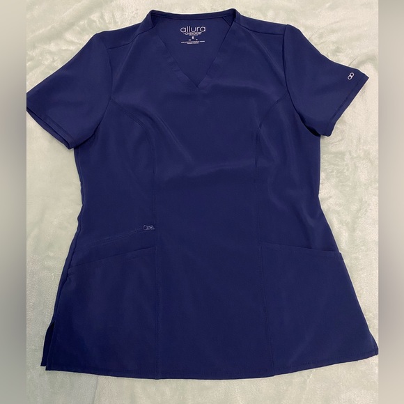 Allura by Cherokee Small navy blue scrub top - Picture 1 of 3